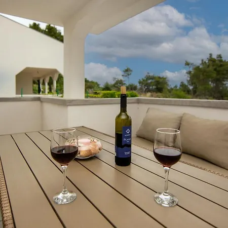 With Parking Space - Lozice, - 21777 アパート ヴィル